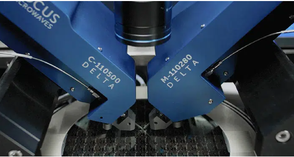 Focus Microwaves¾§Ô²ÉÏÈý½Çµ÷гÆ÷ Focus Microwaves¾§Ô²ÉÏÈý½Çµ÷гÆ÷