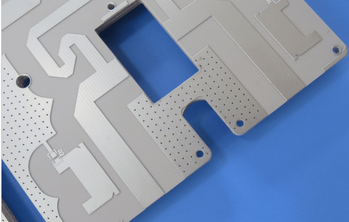 Rogers RO3206��ƵPCB��ѹ�����